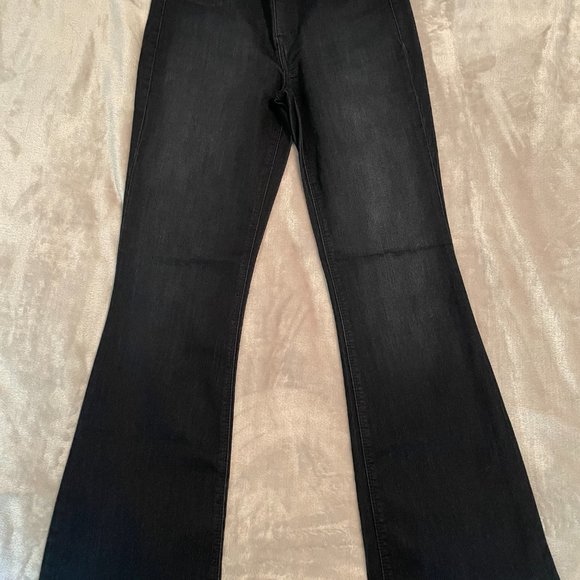 JEANS - Picture 2 of 2